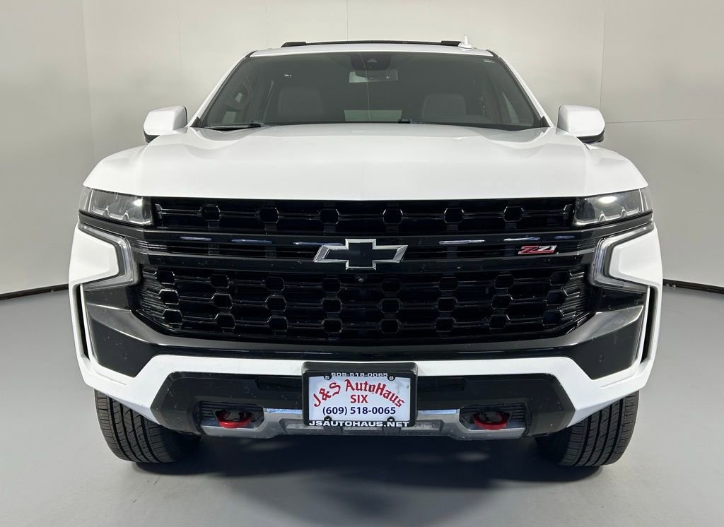 Used 2023 Chevrolet Tahoe Z71 w/ Luxury Package AWD/4WD image 2