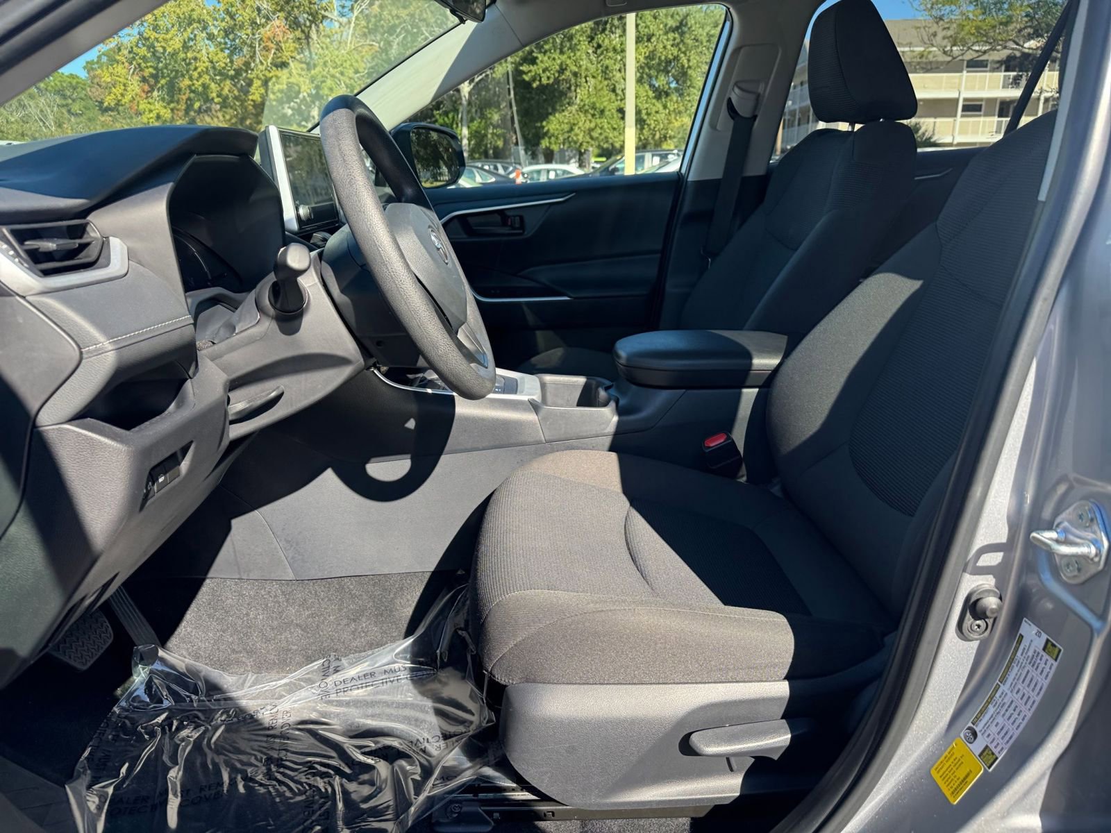 Used 2025 Toyota RAV4 LE image 25