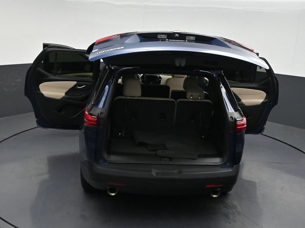 Used 2023 Chevrolet Traverse LS FWD image 36
