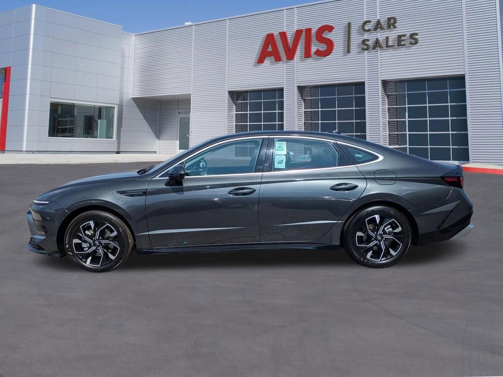 Used 2025 Hyundai Sonata SEL FWD image 10