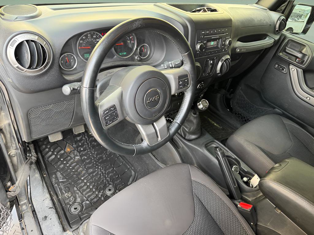 Used 2017 Jeep Wrangler Unlimited Sport image 19