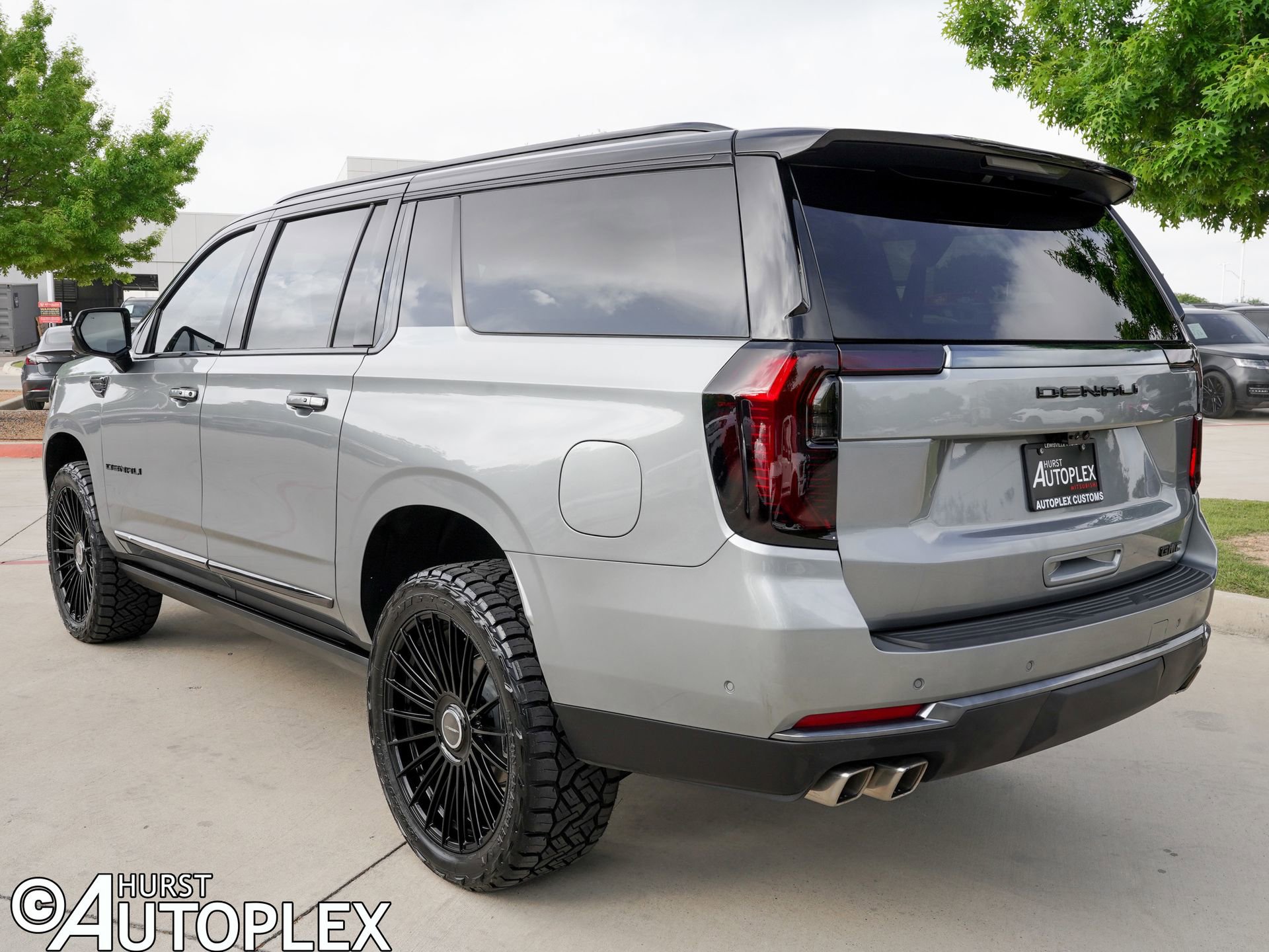 Used 2026 GMC Yukon XL Denali Ultimate w/ LPO, Floor Liner Package image 6