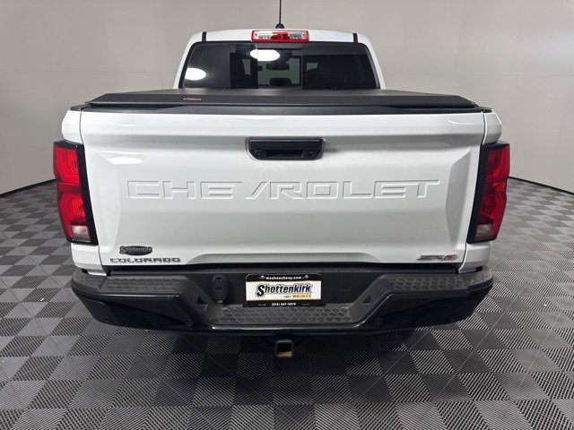 Used 2023 Chevrolet Colorado ZR2 w/ ZR2 Convenience Package III image 3