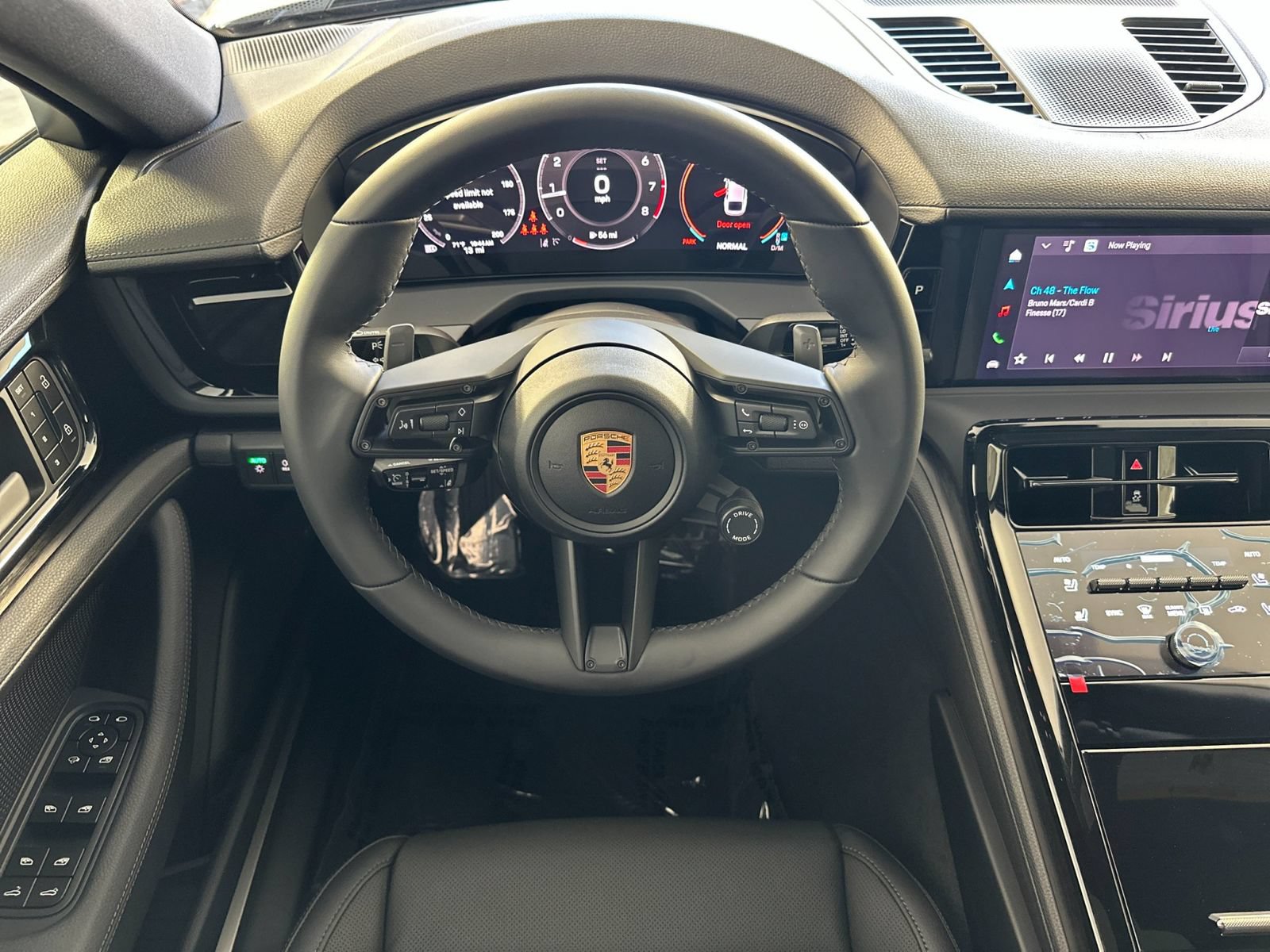 New 2026 Porsche Panamera 4 AWD/4WD image 16