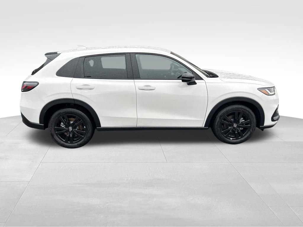 New 2026 Honda HR-V Sport image 4
