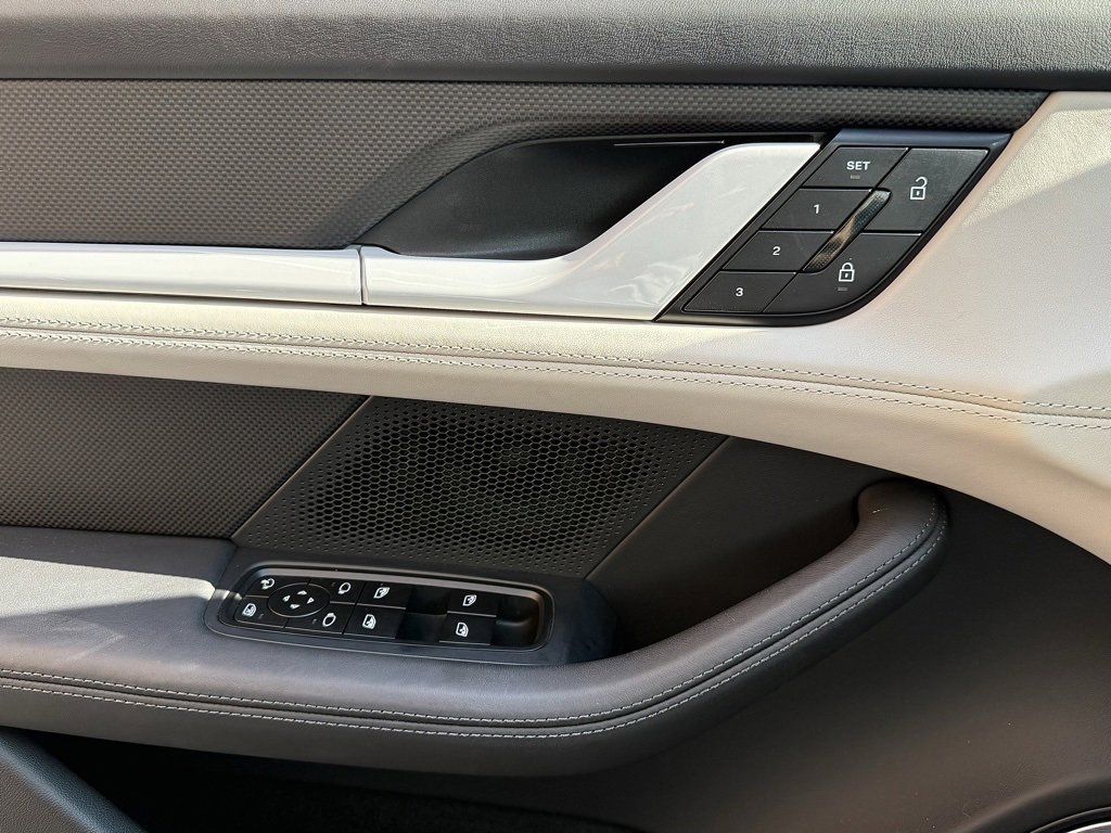 Certified 2024 Porsche Taycan Turbo S image 19