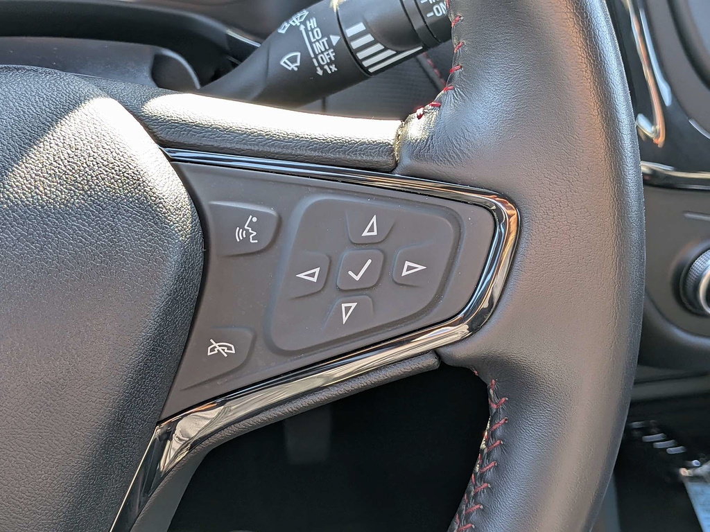 Used 2022 Chevrolet Equinox RS AWD/4WD image 26