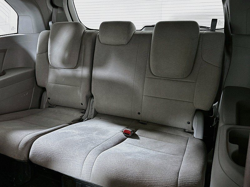Used 2011 Honda Odyssey EX image 25