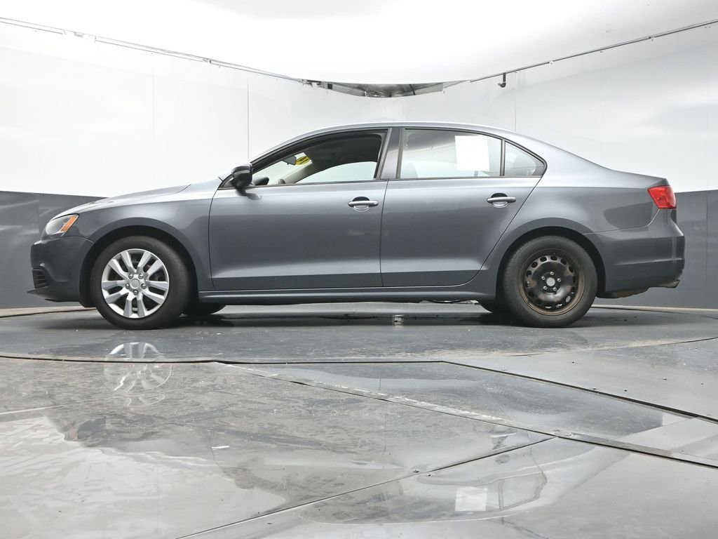 Used 2014 Volkswagen Jetta SE FWD image 35