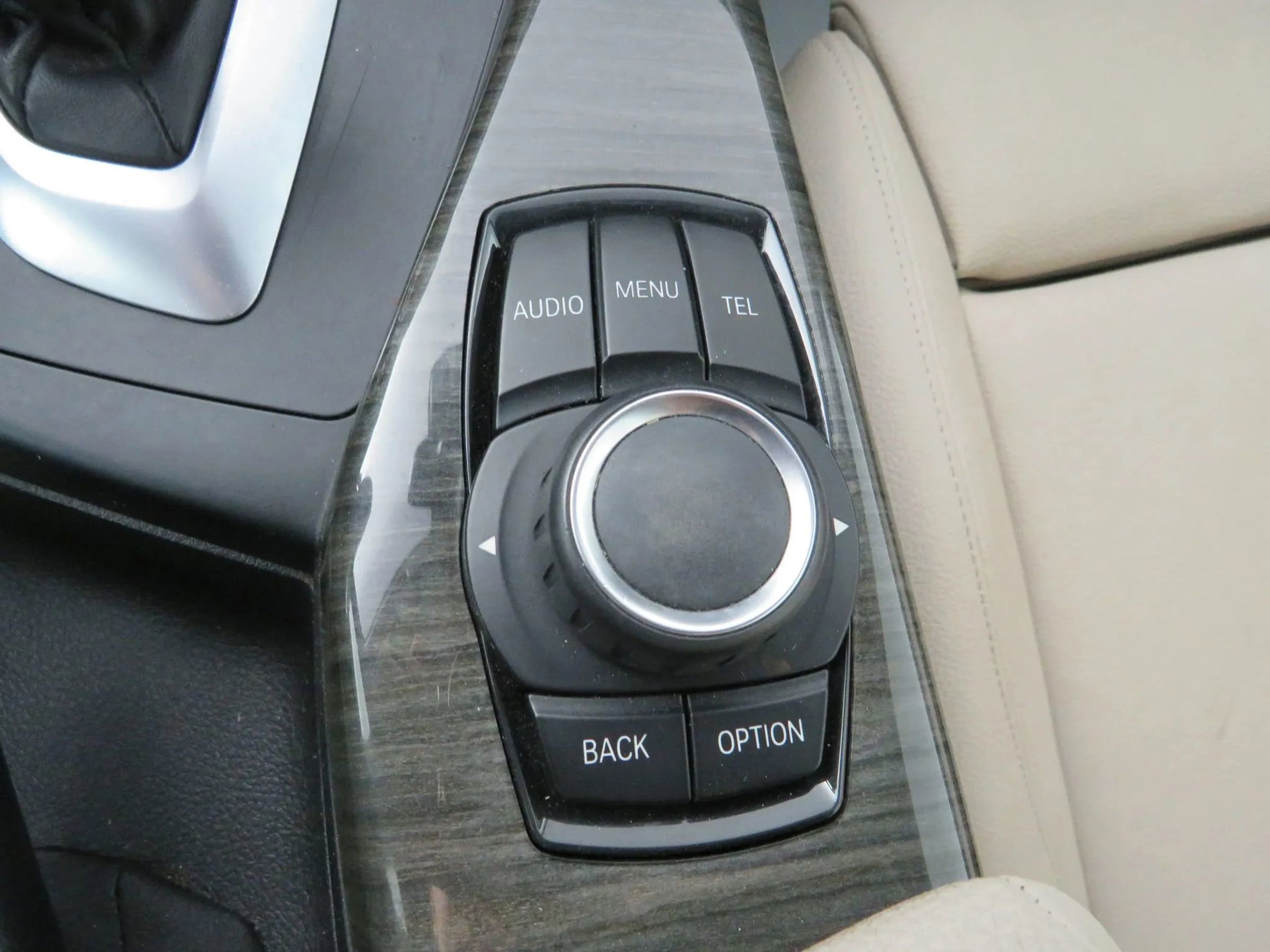 Used 2017 BMW 230i Convertible image 19