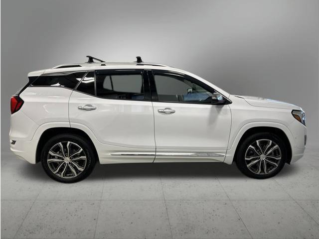 Used 2020 GMC Terrain Denali w/ Denali Premium Package AWD/4WD image 6