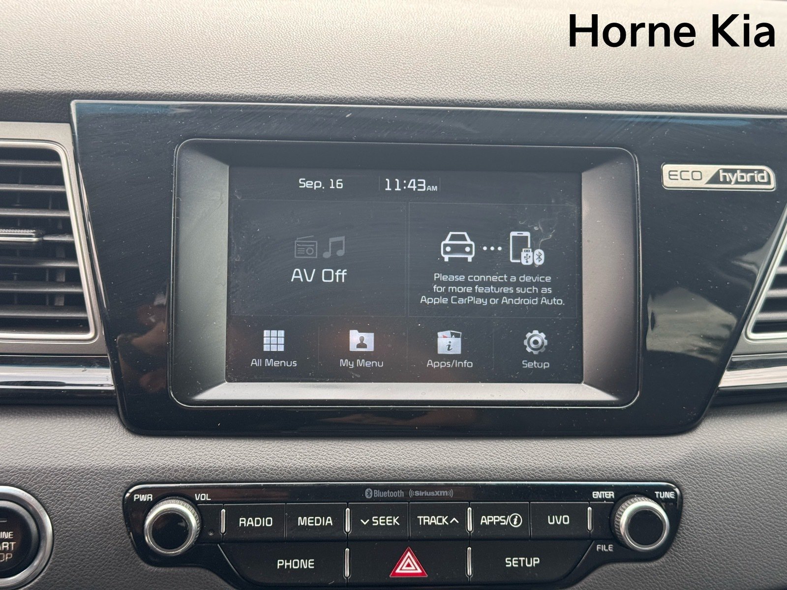 Used 2017 Kia Niro EX FWD image 21