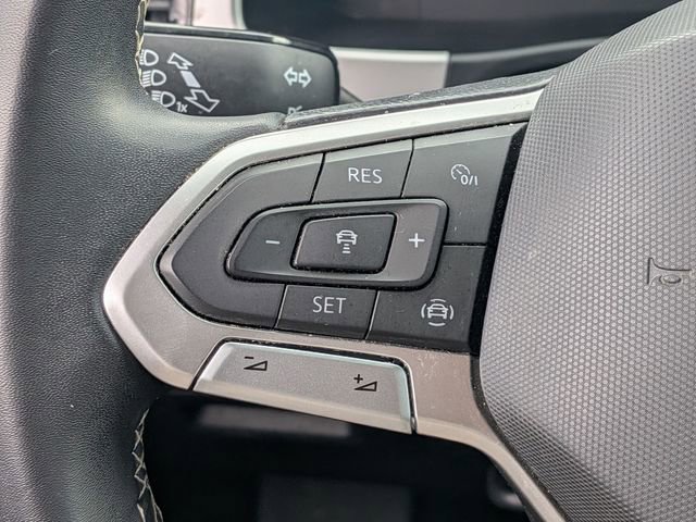 Certified 2023 Volkswagen Atlas Cross Sport SE w/ Panoramic Sunroof Package image 23