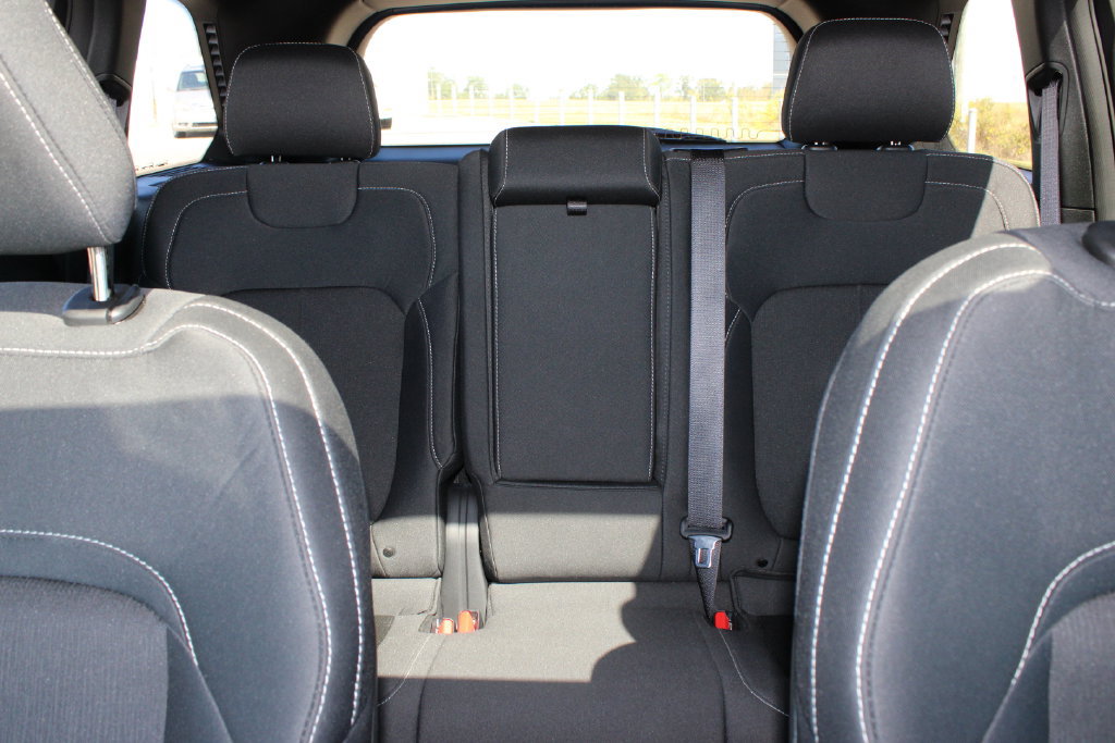 Used 2025 Jeep Grand Cherokee Laredo X RWD image 17