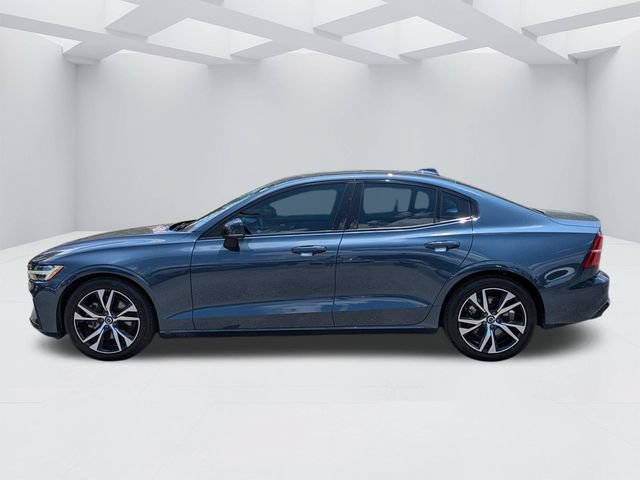 Certified 2025 Volvo S60 B5 Core FWD image 9