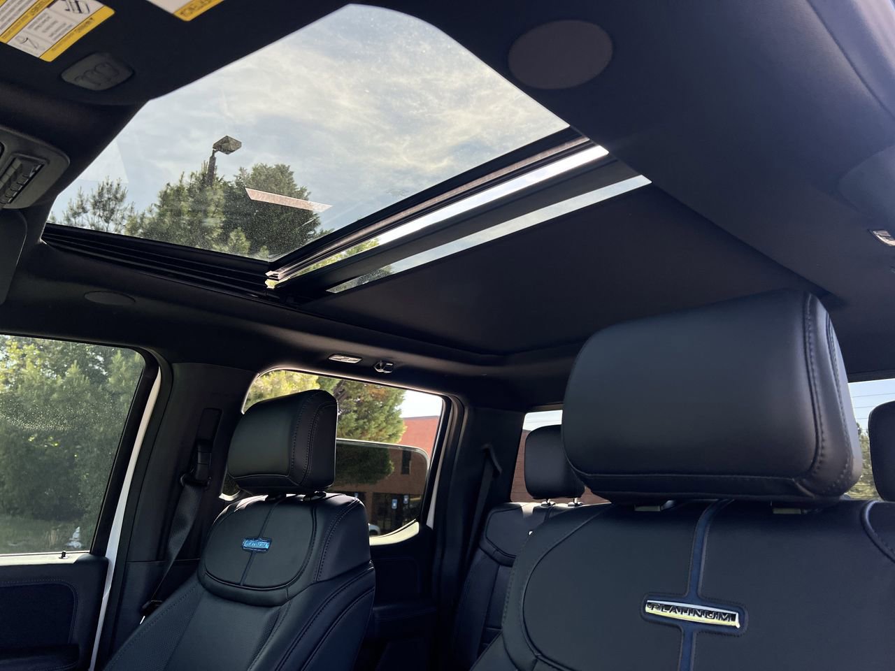 New 2025 Ford F350 Platinum w/ FX4 Off-Road Package AWD/4WD image 14