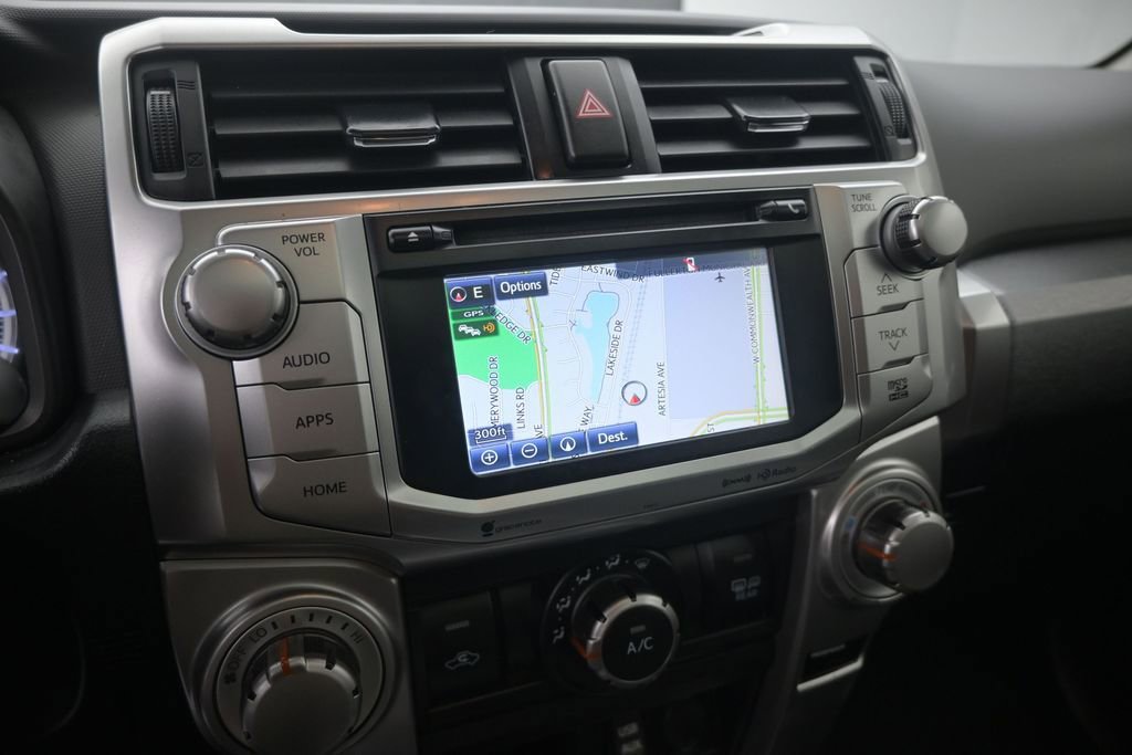 Used 2018 Toyota 4Runner SR5 Premium RWD image 22
