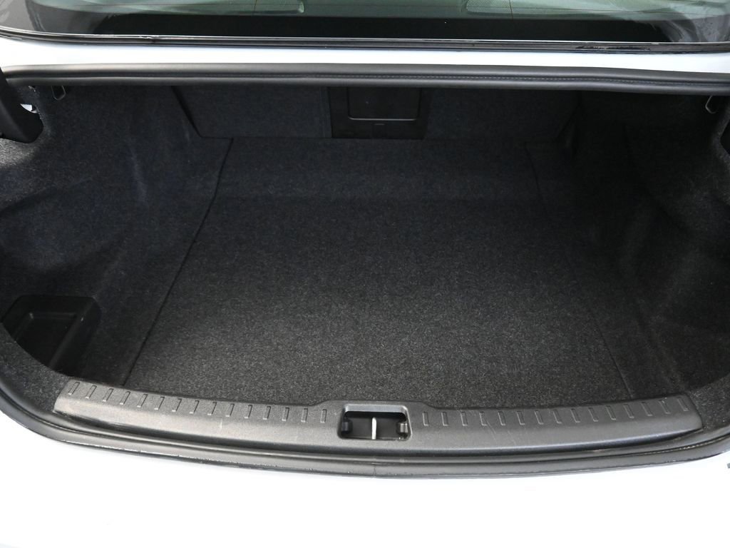 Used 2024 Volvo S60 B5 Core image 19