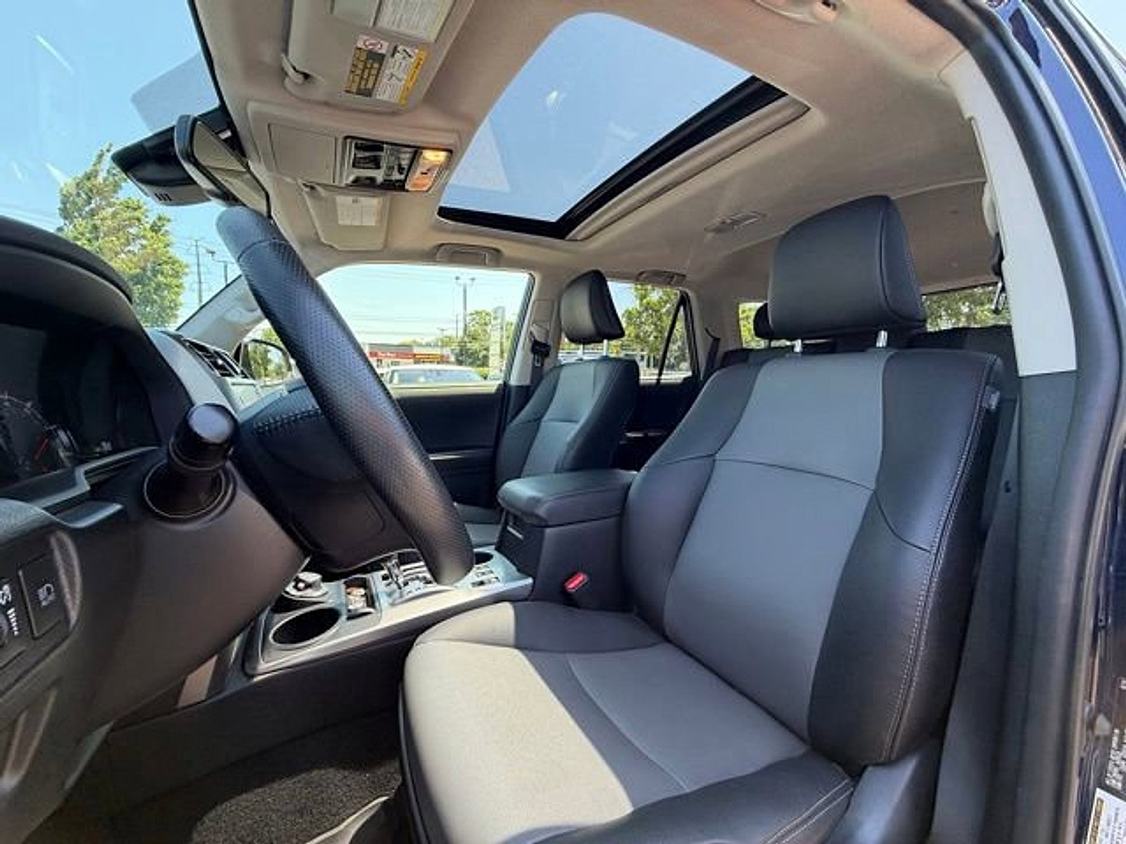 Used 2024 Toyota 4Runner SR5 Premium w/ Moonroof Package AWD/4WD image 20