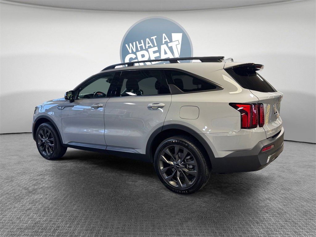 Certified 2023 Kia Sorento X-Line EX image 6