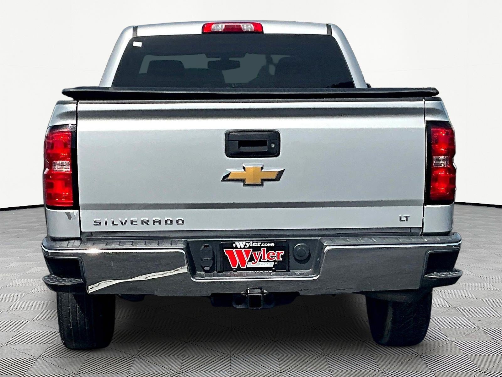 Used 2017 Chevrolet Silverado 1500 LT w/ All Star Edition AWD/4WD image 5