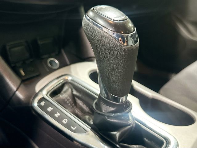 Used 2018 Chevrolet Cruze LS image 16