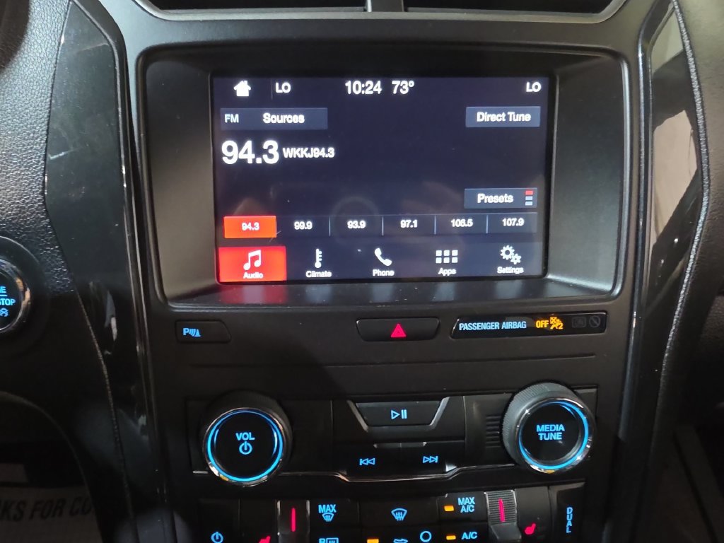 Used 2019 Ford Explorer XLT AWD/4WD image 12