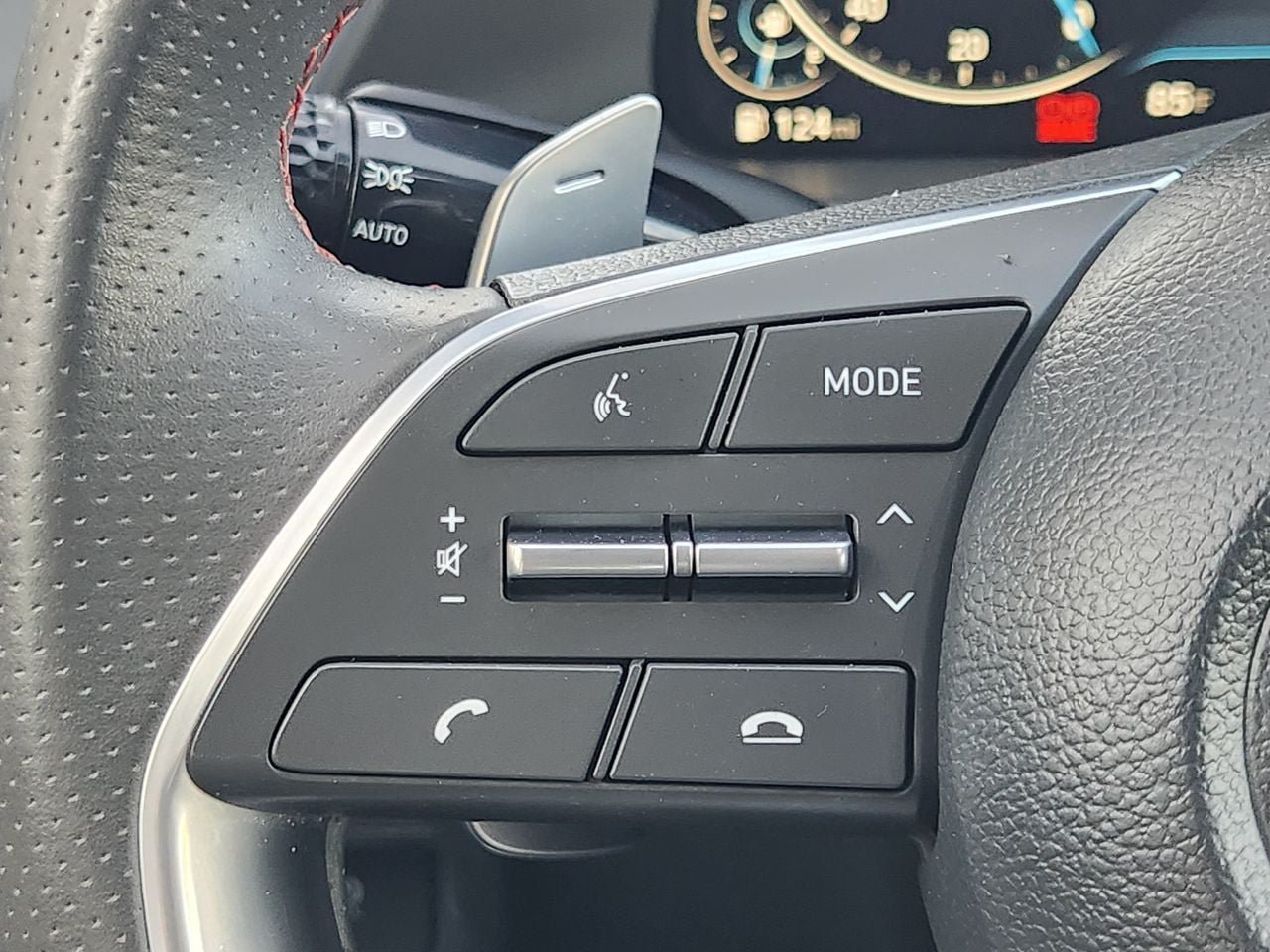 Used 2023 Hyundai Sonata SEL Plus w/ Preferred Accessory Package FWD image 27