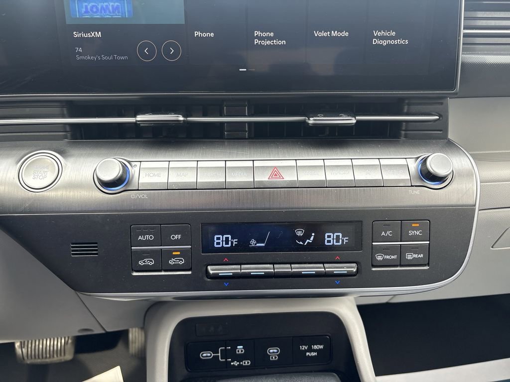 Used 2025 Hyundai Kona SEL image 16