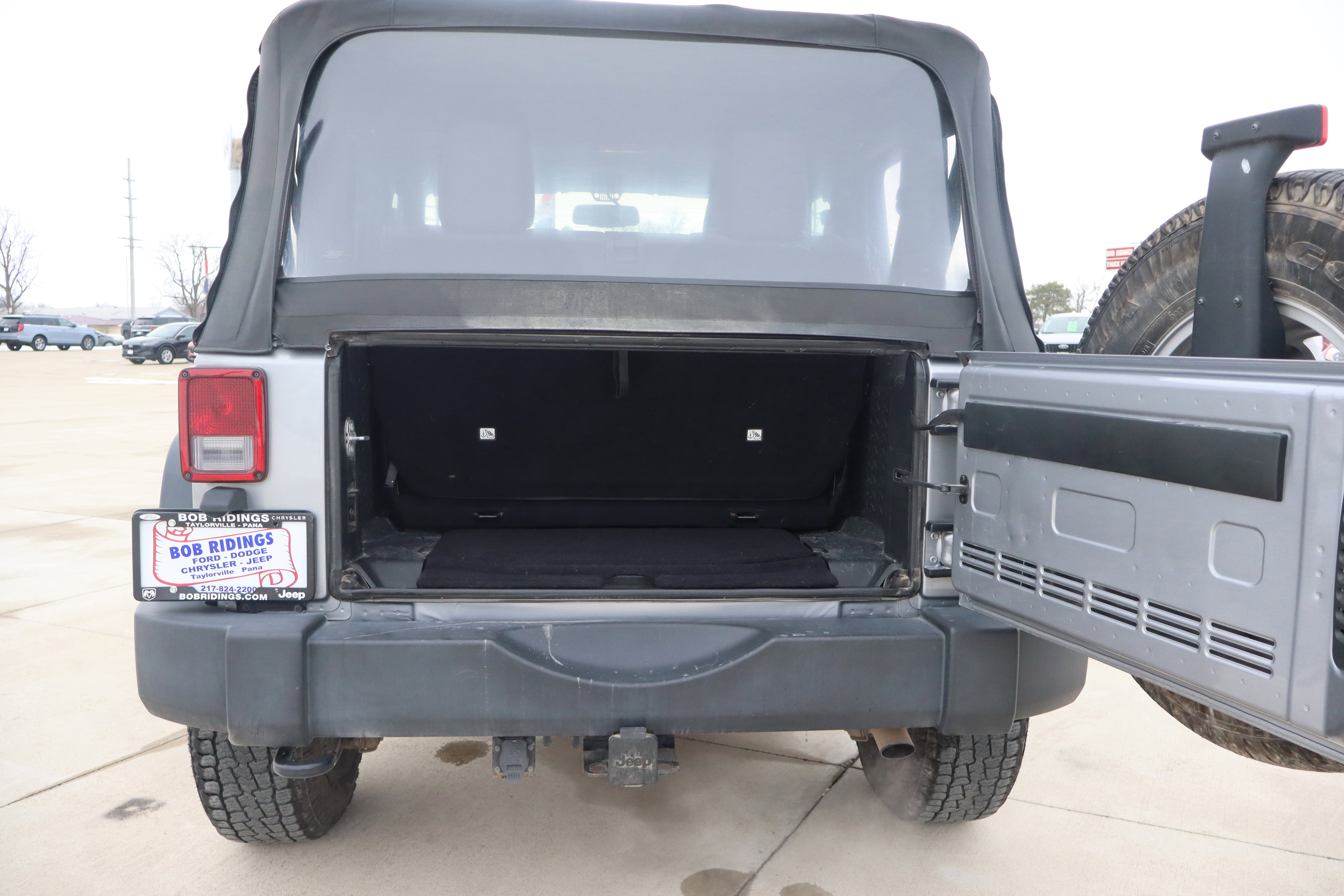 Used 2018 Jeep Wrangler Sport image 23