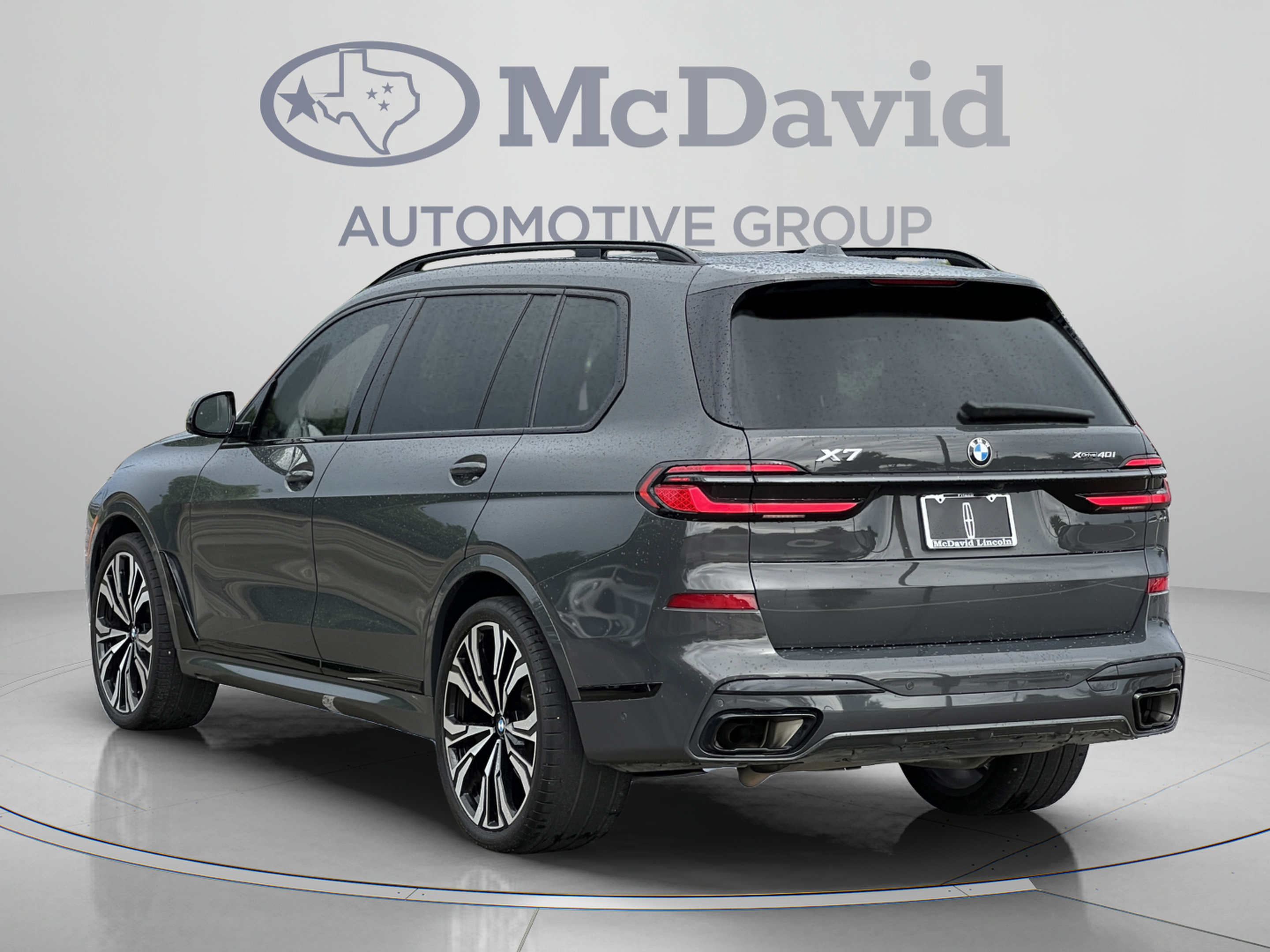 Used 2024 BMW X7 xDrive40i w/ Executive Package AWD/4WD image 4