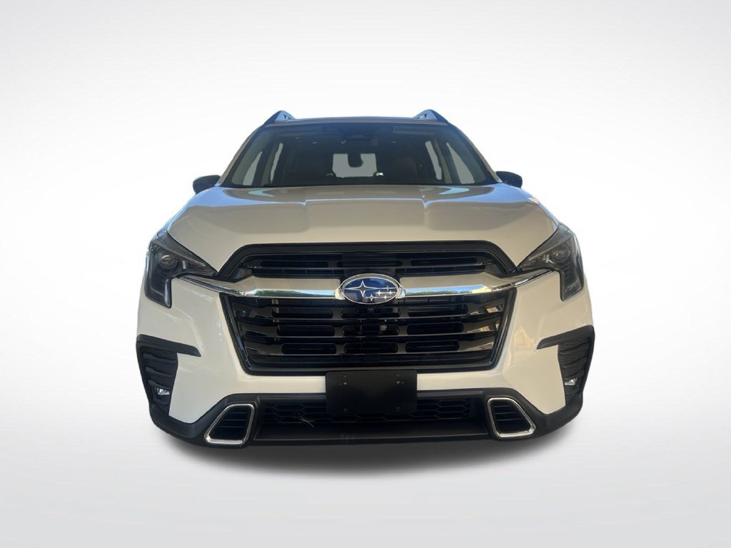Used 2024 Subaru Ascent Touring AWD/4WD image 2