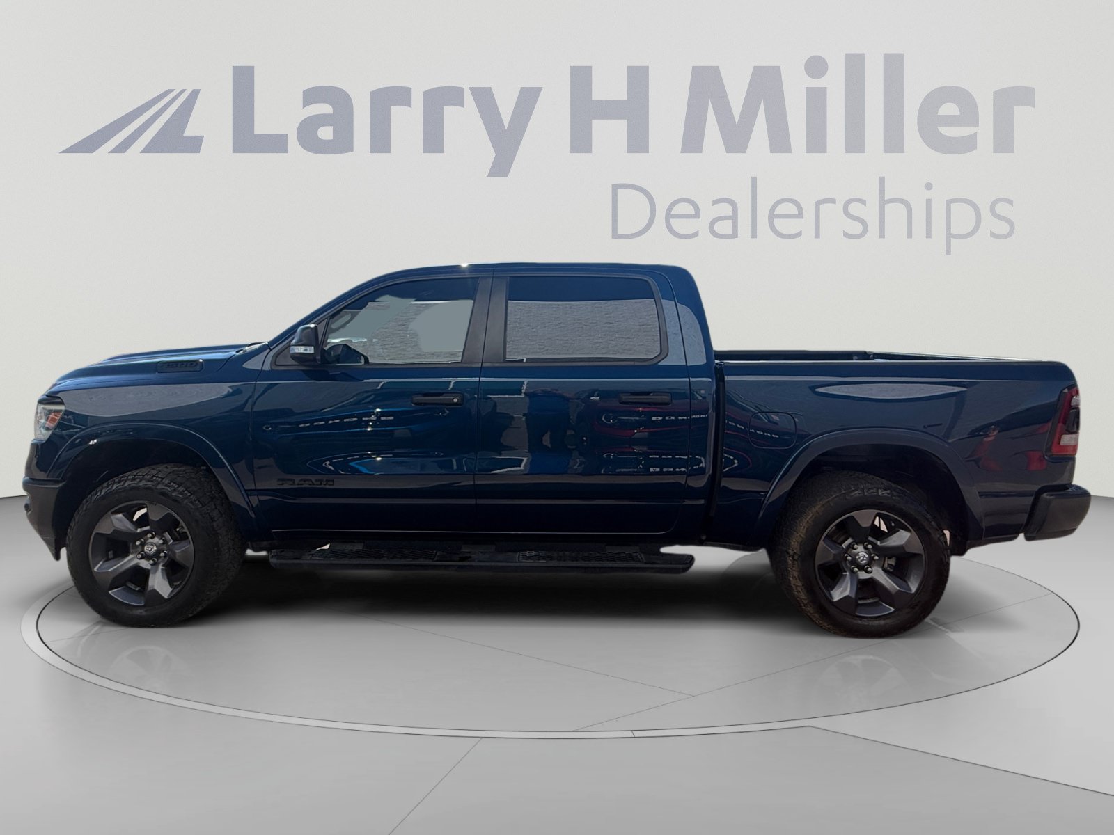 Used 2020 RAM 1500 Big Horn w/ Built-to-serve Edition AWD/4WD image 2