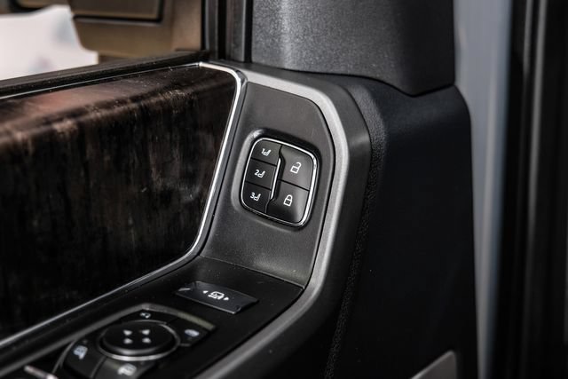 Used 2025 Ford F350 Lariat w/ Black Appearance Package AWD/4WD image 56