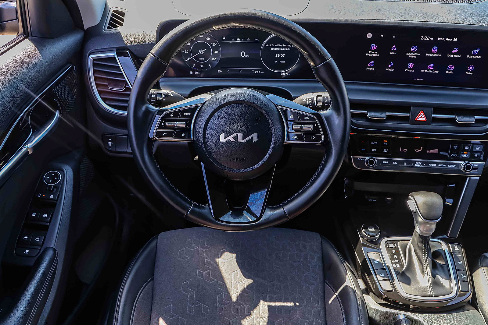 Certified 2024 Kia Seltos X-Line AWD/4WD image 18