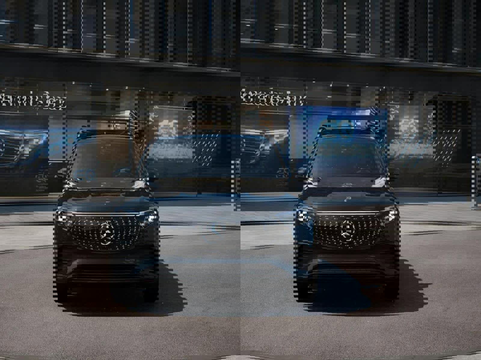 Used 2024 Mercedes-Benz EQB 350 4MATIC SUV image 34