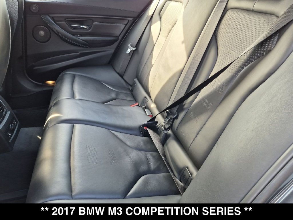 Used 2017 BMW M3 RWD image 3