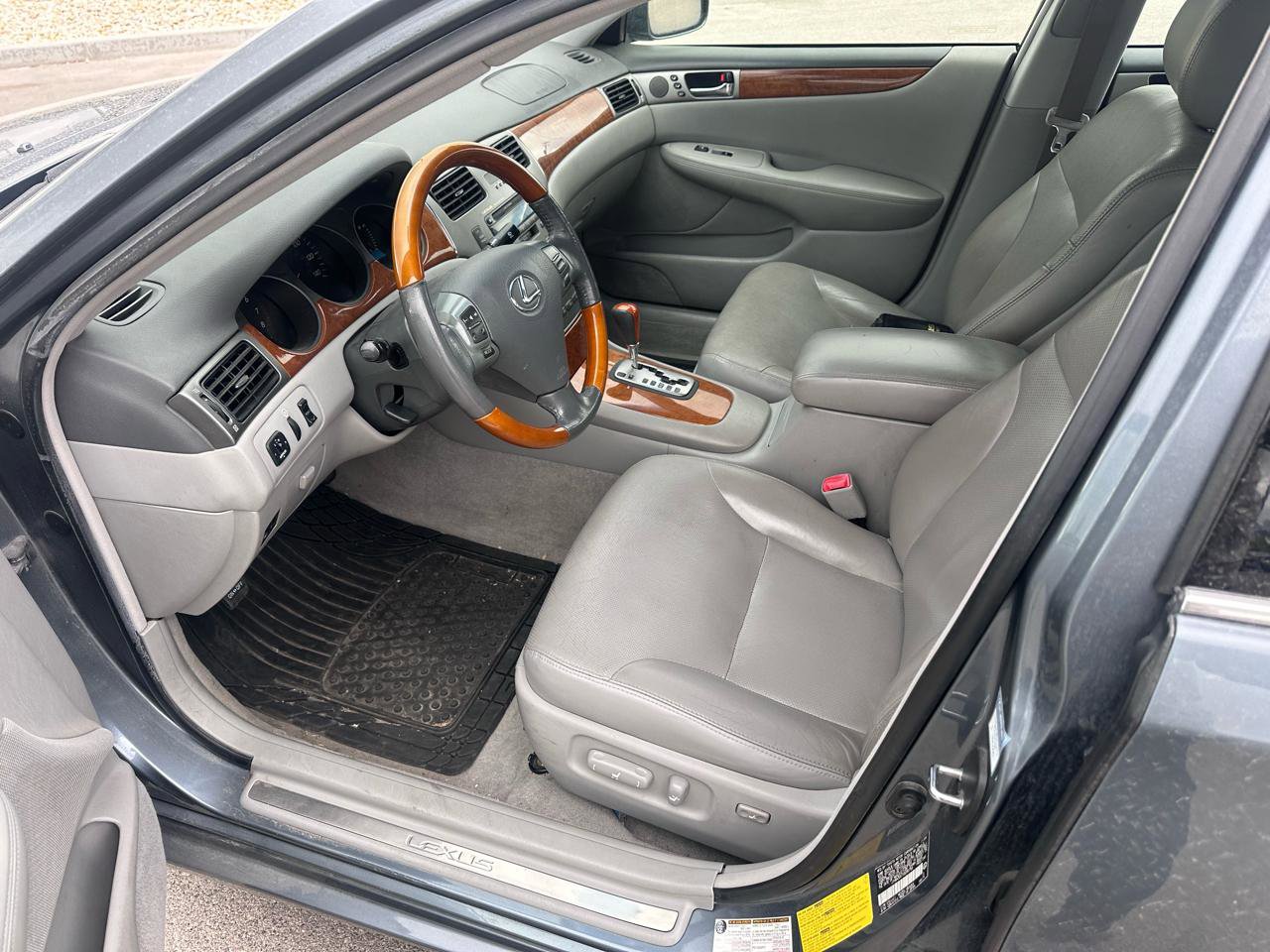 Used 2005 Lexus ES 330 image 6