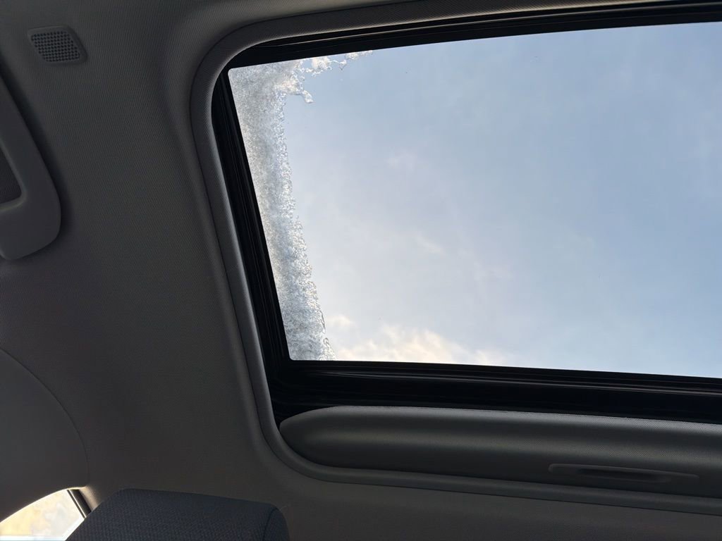 Used 2023 Toyota RAV4 XLE w/ Convenience Package image 22