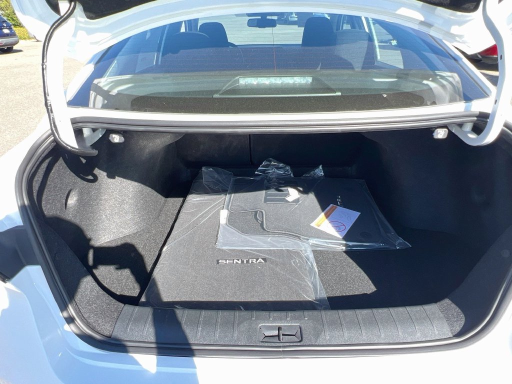New 2027 Nissan Sentra SV FWD image 24