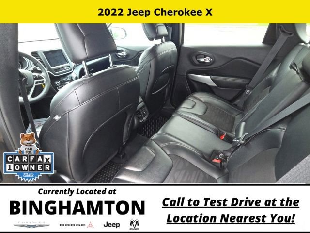 Used 2022 Jeep Cherokee Latitude w/ Sun & Sound Group AWD/4WD image 10