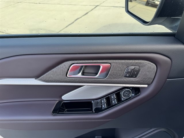 New 2026 Ford Explorer Platinum image 8