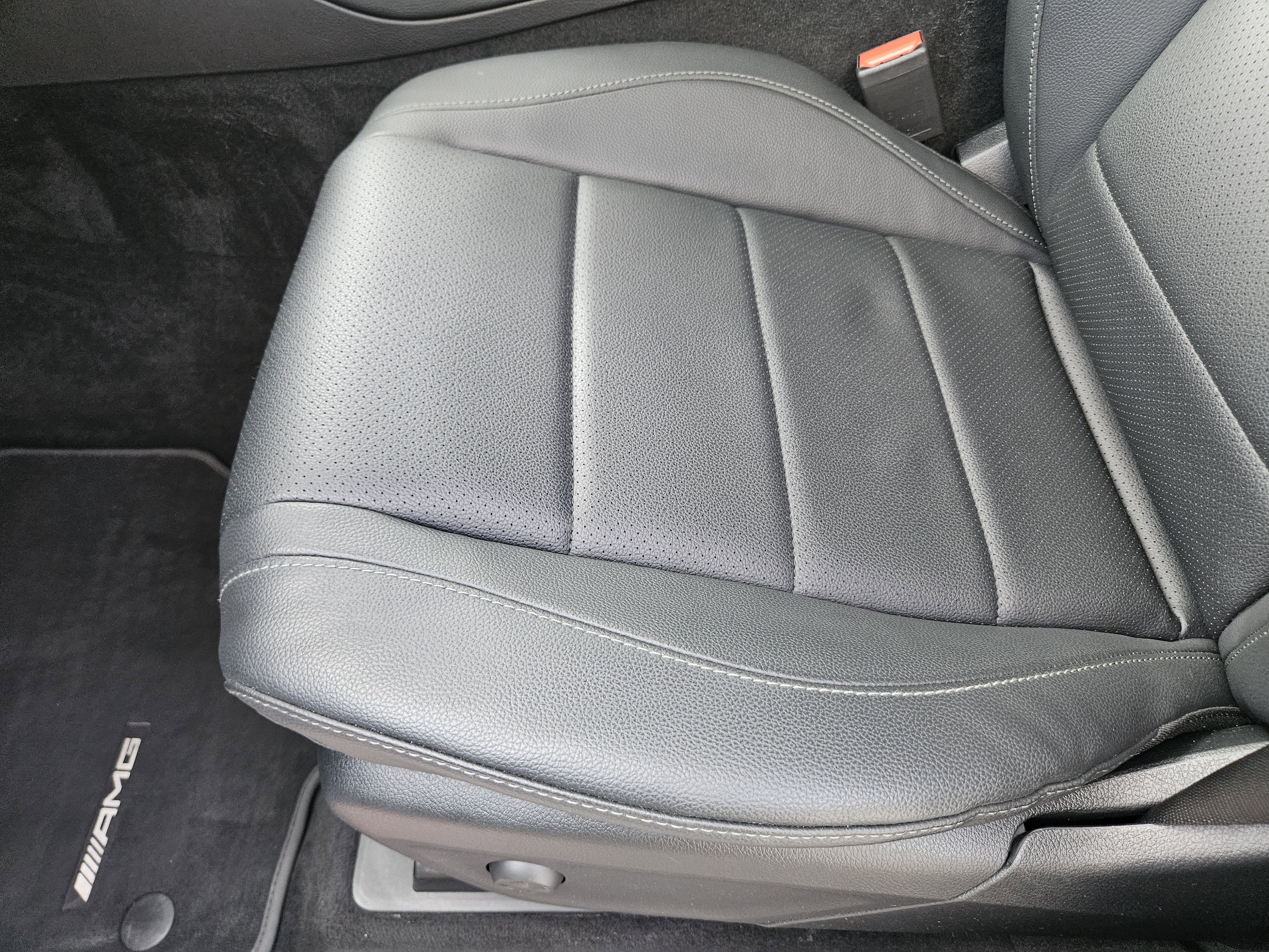 Used 2023 Mercedes-Benz GLS 450 4MATIC image 24