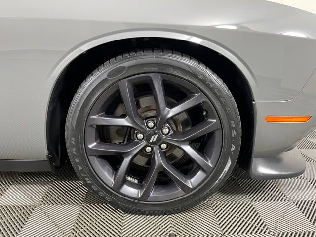 Used 2019 Dodge Challenger GT w/ Blacktop Package image 9
