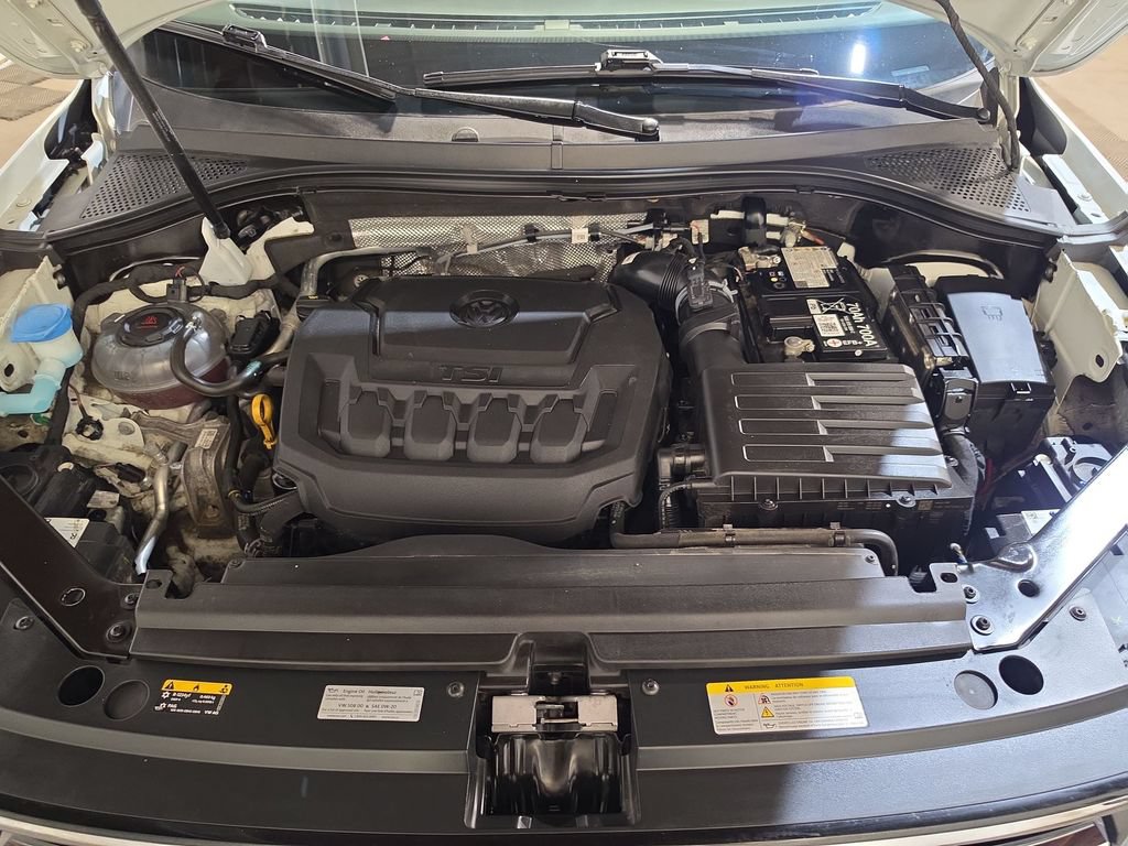 Used 2024 Volkswagen Tiguan SE FWD image 17