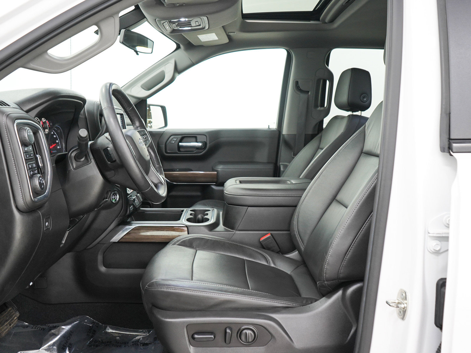 Used 2020 Chevrolet Silverado 1500 LT Trail Boss AWD/4WD image 23