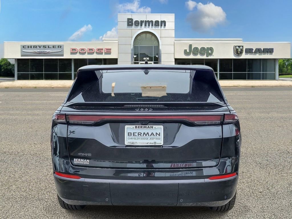 Used 2025 Jeep Wagoneer S Limited image 6