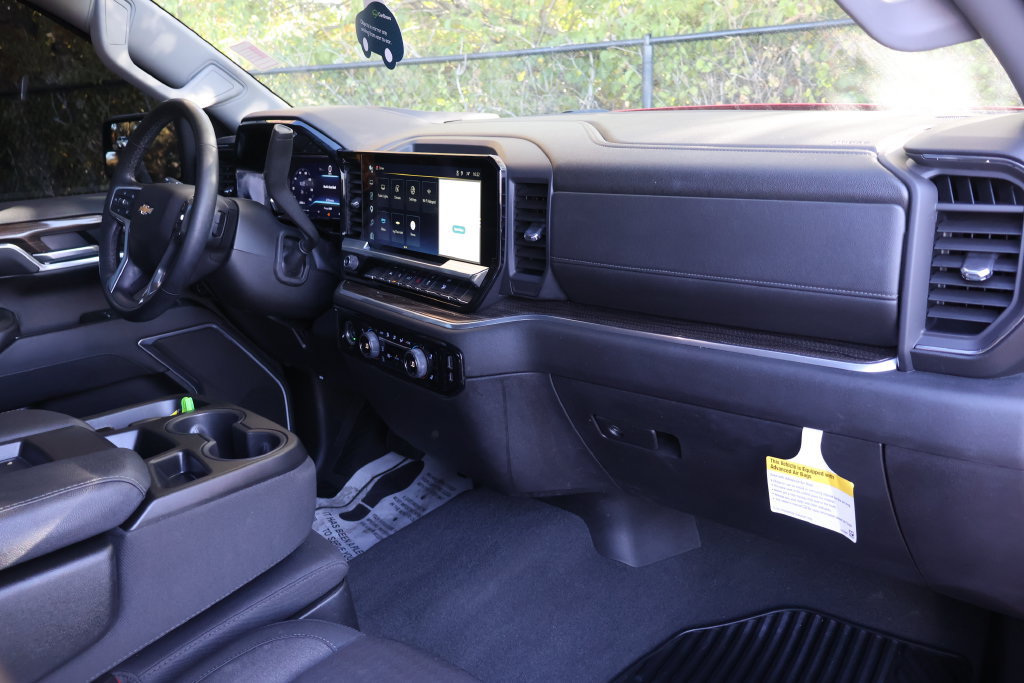 Certified 2024 Chevrolet Silverado 1500 LT AWD/4WD image 40