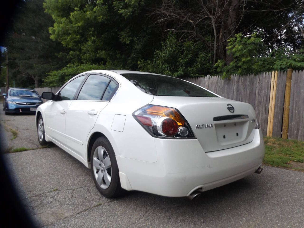 Used 2008 Nissan Altima 2.5 S w/ Emergency Aid Pkg FWD image 3