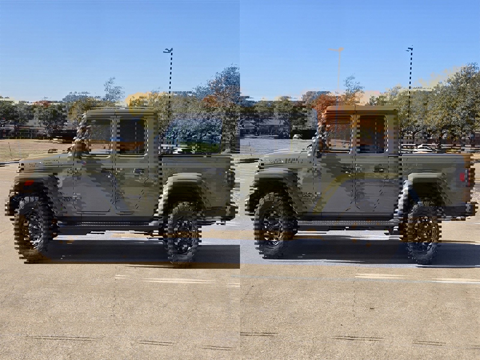 New 2026 Jeep Gladiator Sport image 3